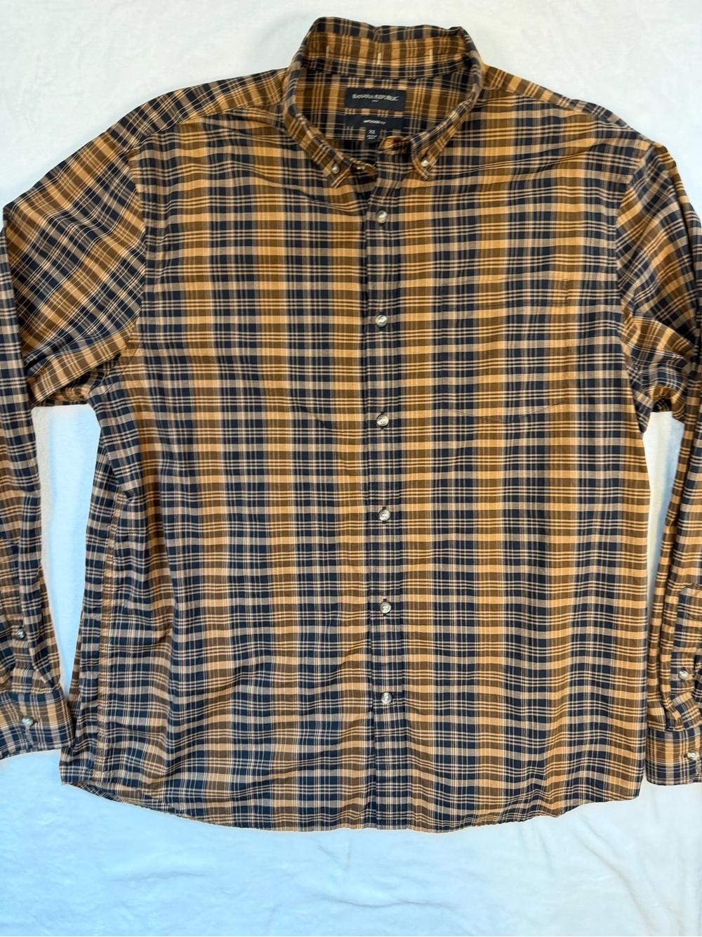 Banana Republic Men's Plaid Button-Down Shirt in Navy and Yellow